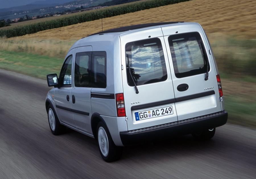 Opel Combo 2001 года  (фото 62 из 70)